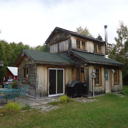 Chalet Saint-Thomas LʼAnse-Saint-Jean Esterno foto