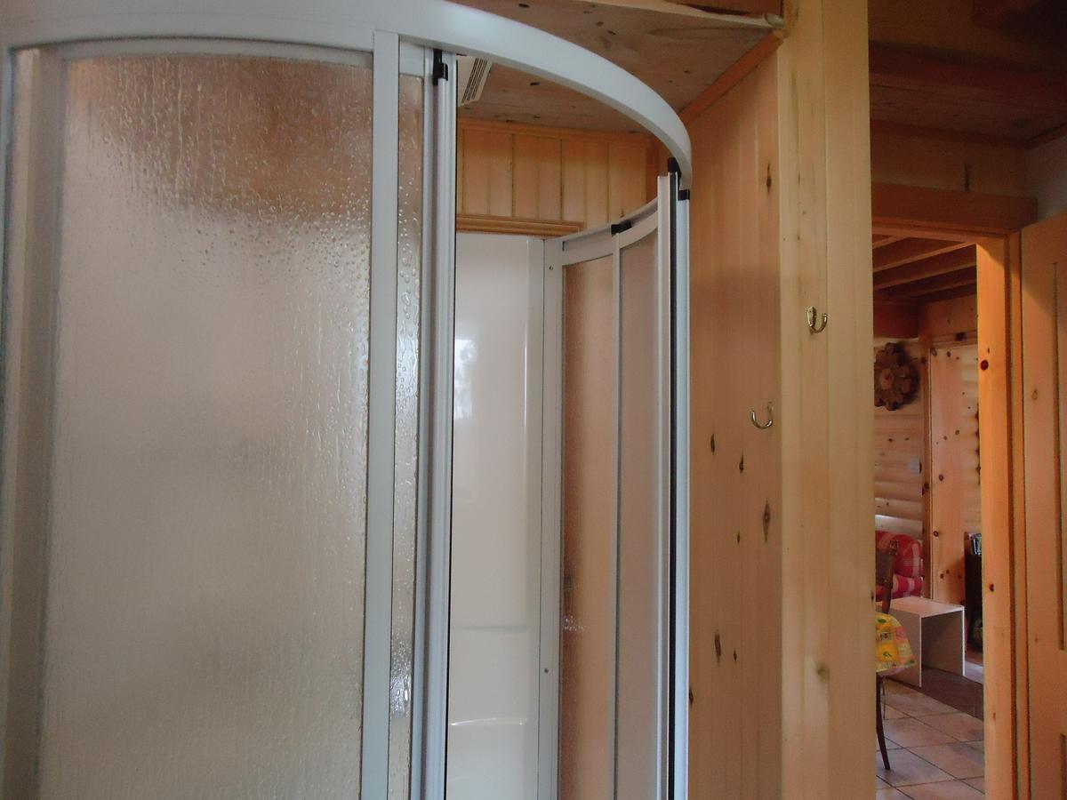 Chalet Saint-Thomas LʼAnse-Saint-Jean Esterno foto