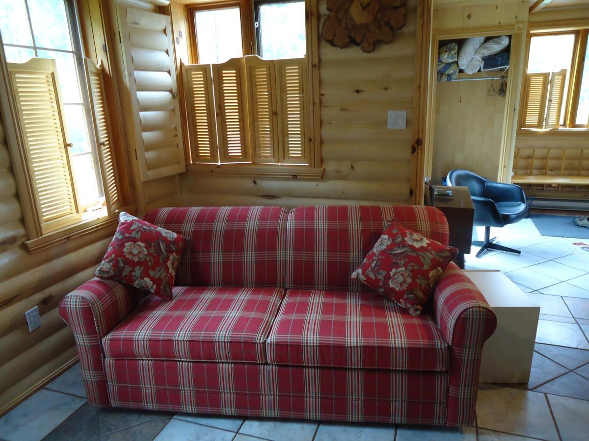 Chalet Saint-Thomas LʼAnse-Saint-Jean Esterno foto