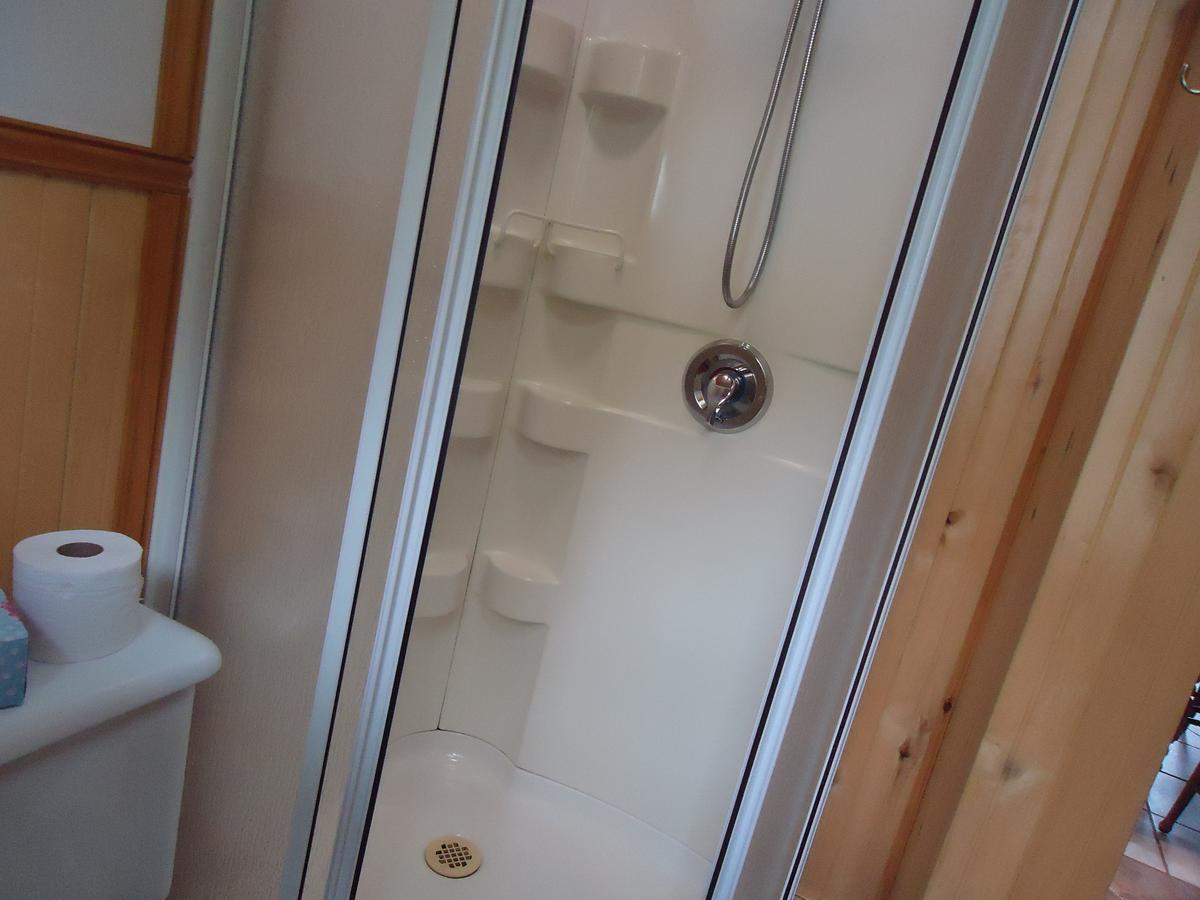 Chalet Saint-Thomas LʼAnse-Saint-Jean Esterno foto